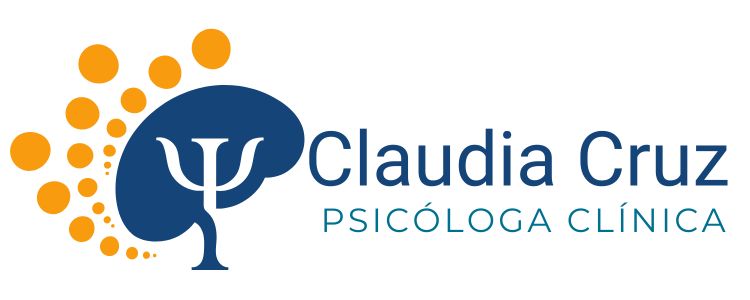 Claudia Cruz é psicóloga e atende em Alphaville.