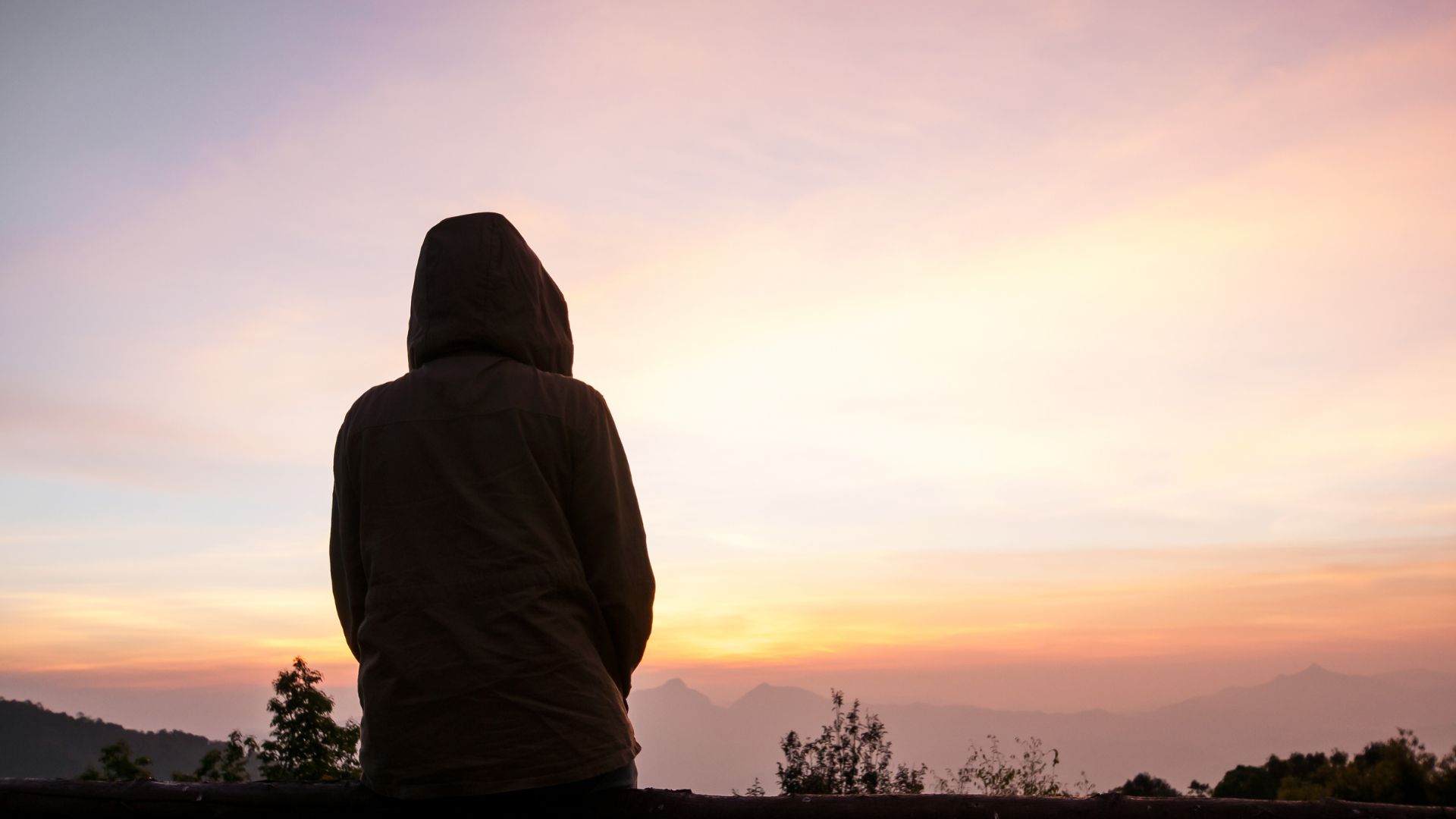 Solidão ou solitude? Entenda o que sua mente está realmente pedindo